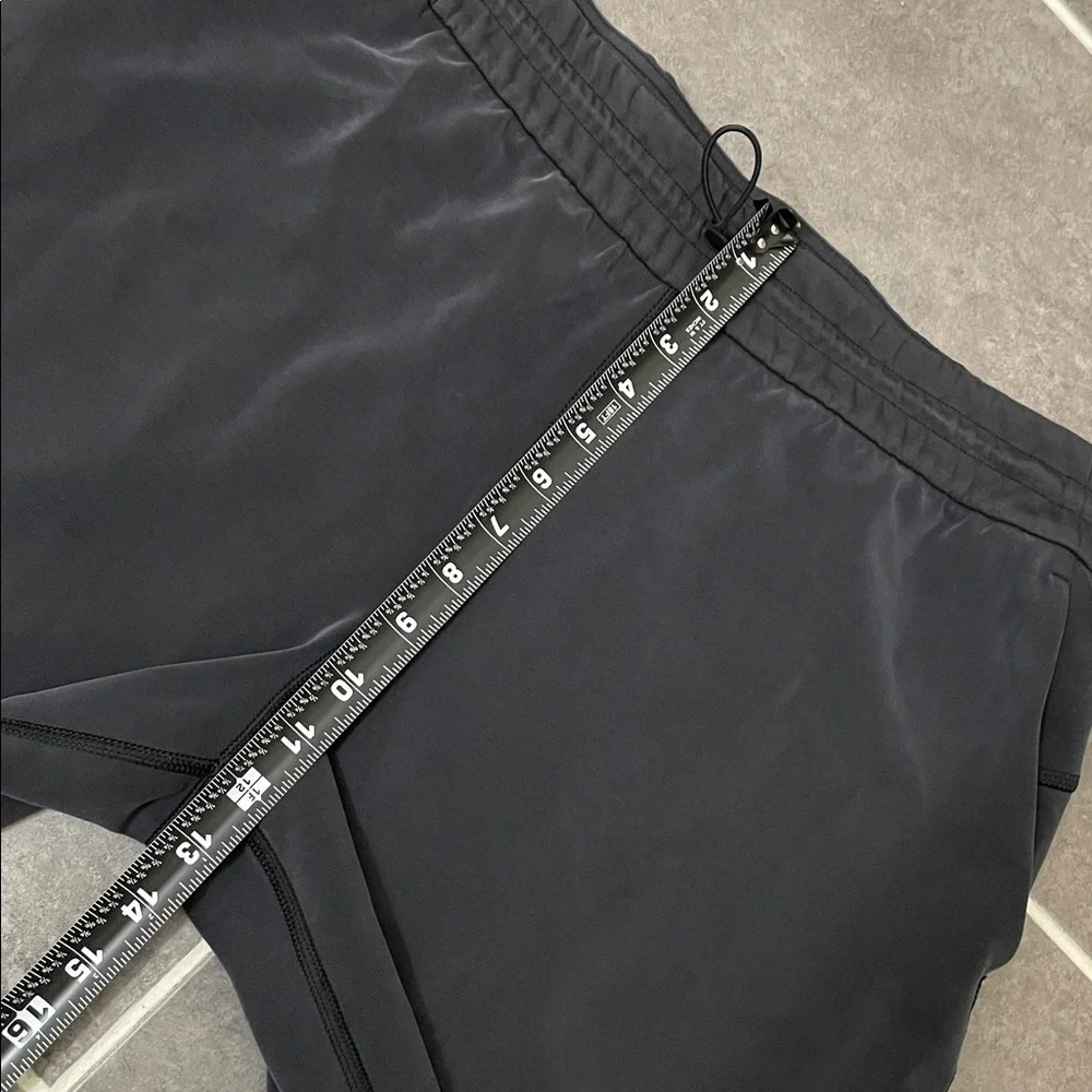 Lululemon Softstreme High-Rise Straight Leg Crop size 14